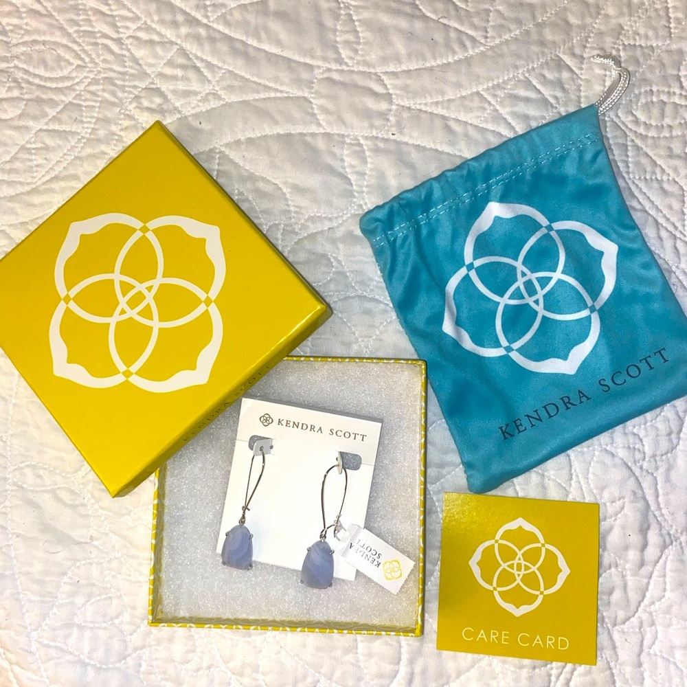 Beautiful Kendra Scott Earrings